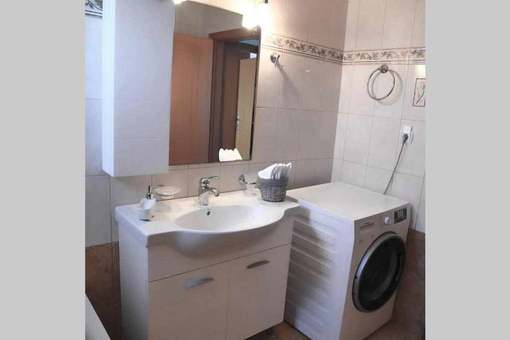 Pogonia Sea View Apartment 外观 照片